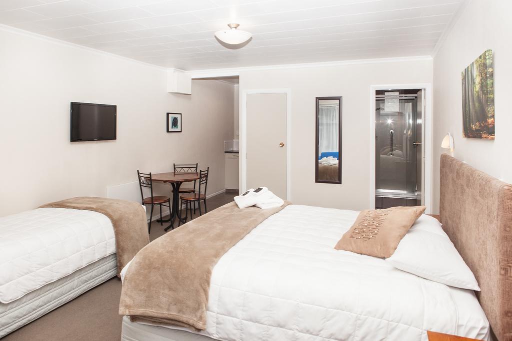 Picton Accommodation Gateway Motel Bagian luar foto