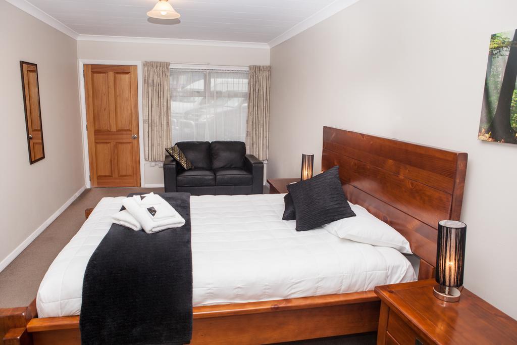 Picton Accommodation Gateway Motel Bagian luar foto