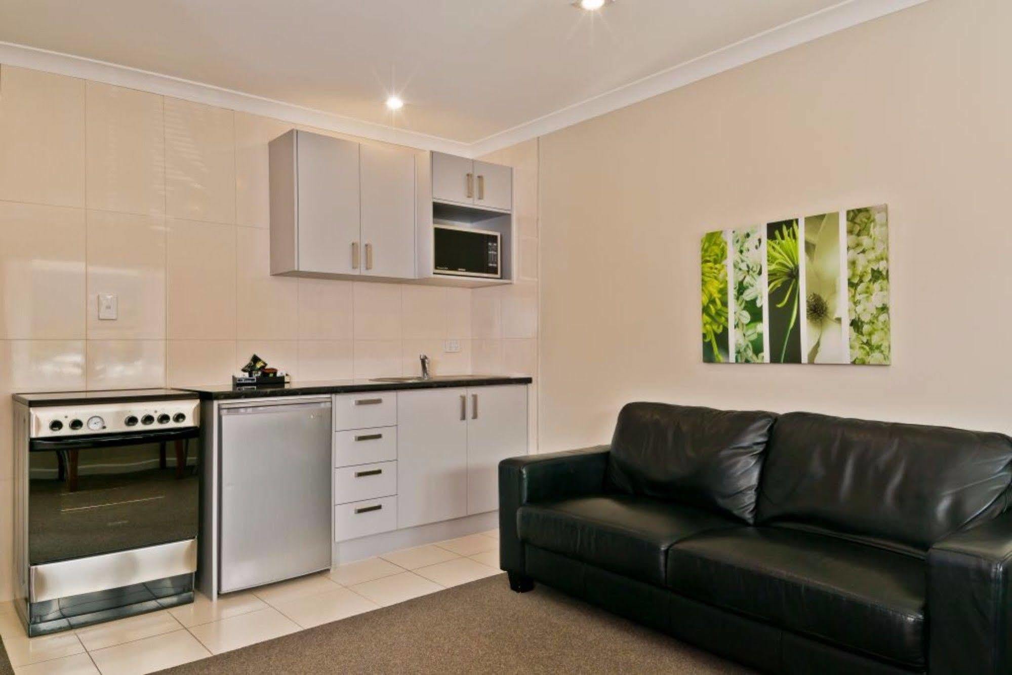 Picton Accommodation Gateway Motel Bagian luar foto
