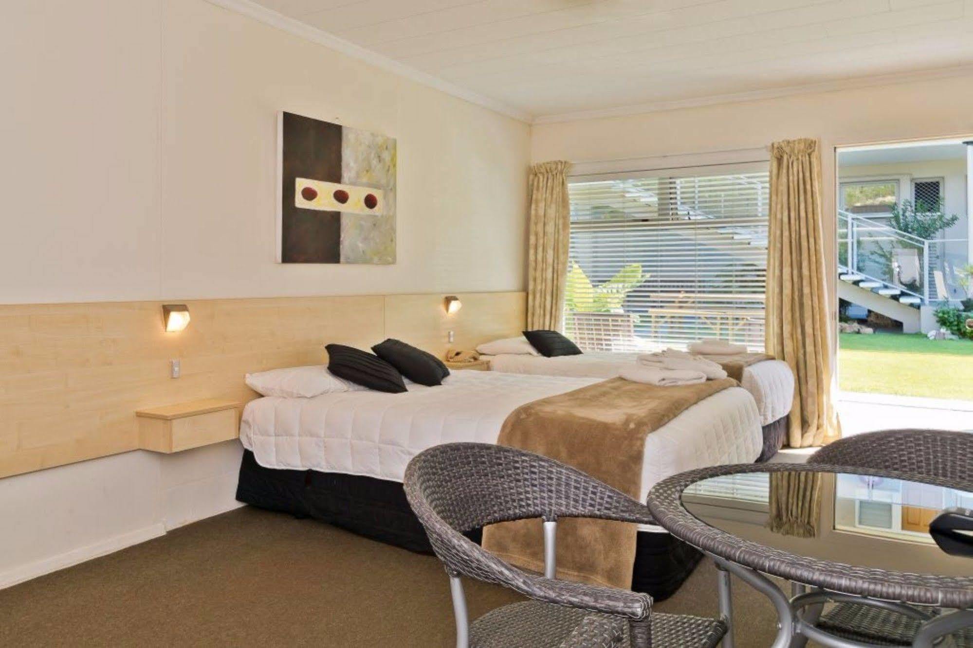 Picton Accommodation Gateway Motel Bagian luar foto